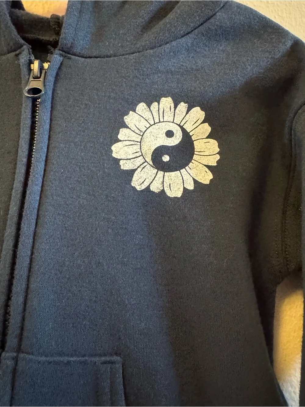 SO Kids Zip-Up Hoodie - Navy Blue -Yin Yang Daisy Graphic - Girls Size XS (6/6X)